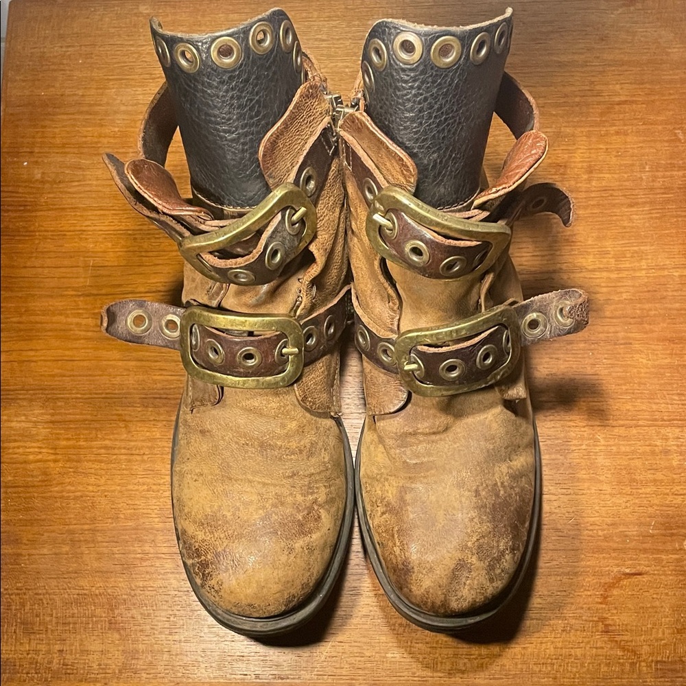 AS 98 Size 38 Rugged Boot Very Beautiful Two Brown Leather Straps side Zipper